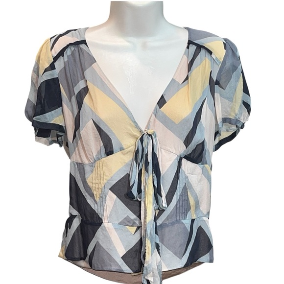 Diane von Furstenberg 100% Silk Blouse Size 6 Geometric Tie Front Y2K Retro - Picture 1 of 16